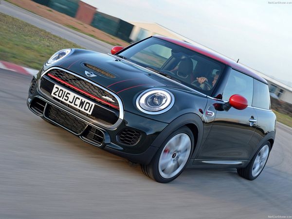 Mini теперь спортивный автомобиль