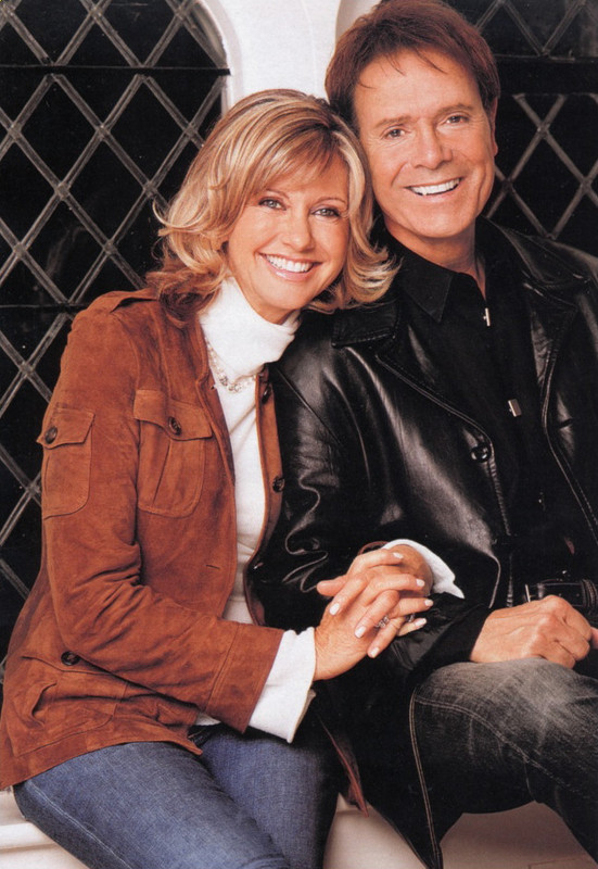 OliviaNewtonJohn90_onj_70a