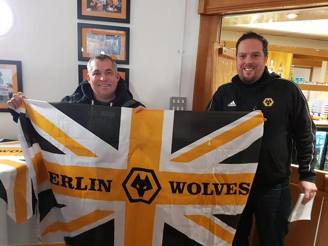 ANDY-THOMPSON-10-Worldwide-Wolves-Lounge-15-12-2018.jpg