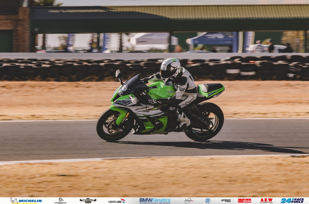 BMWFanatics RD19 Divio (100)