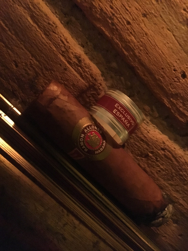 72A41707-28D7-446B-B0BB-73E0985D352F