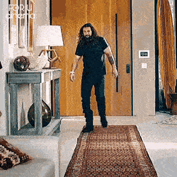 https://i.postimg.cc/kg3hWXS7/6.gif