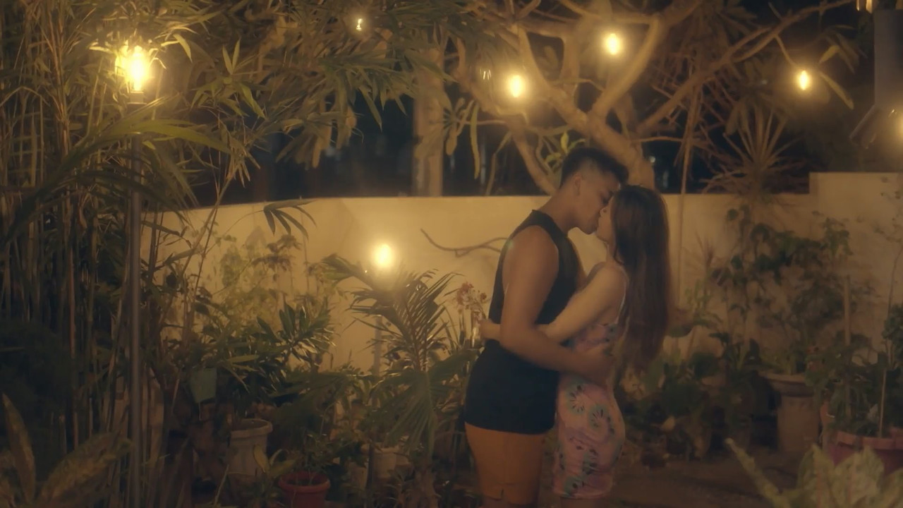 Eva.2021.mkv_snapshot_16.03_[2022.01.16_16.38.16]