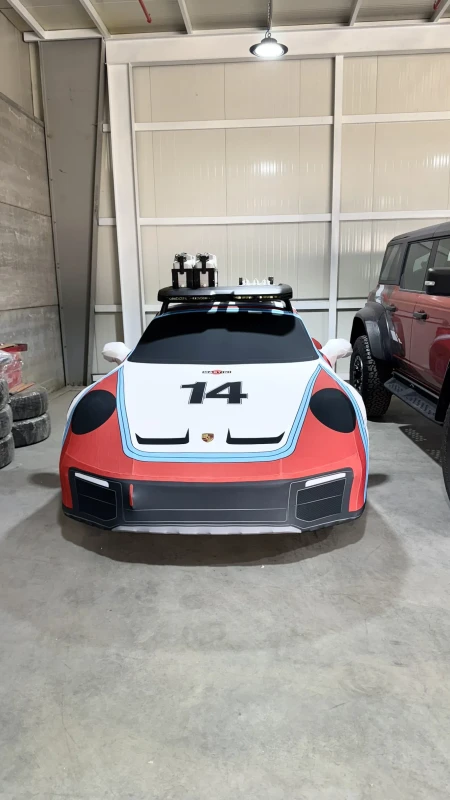 Porsche Dakar Indoor Artistic Cover