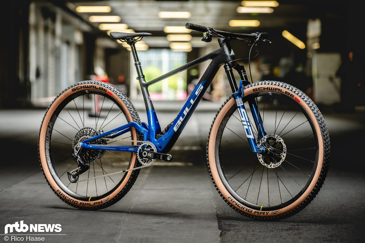 aHR0cHM6Ly9mc3RhdGljMS5tdGItbmV3cy5kZS92My8yOC8yODEzLzI4MTMzODUtcWNsMDRucTVtMWtkLWJ1bGxzbXRiZXVyb2Jp