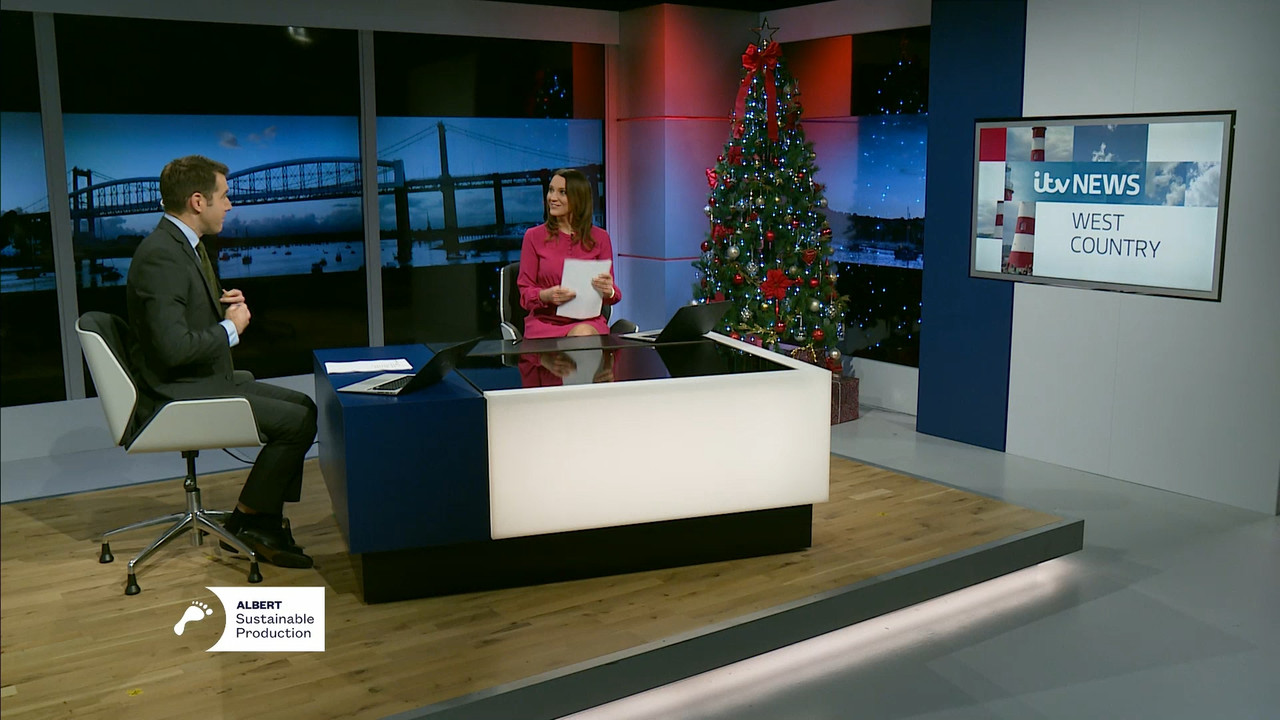 12.15 - 18.00.00 - ITV News London. The latest news in London and the..._001.ts_snapshot_00.44.588