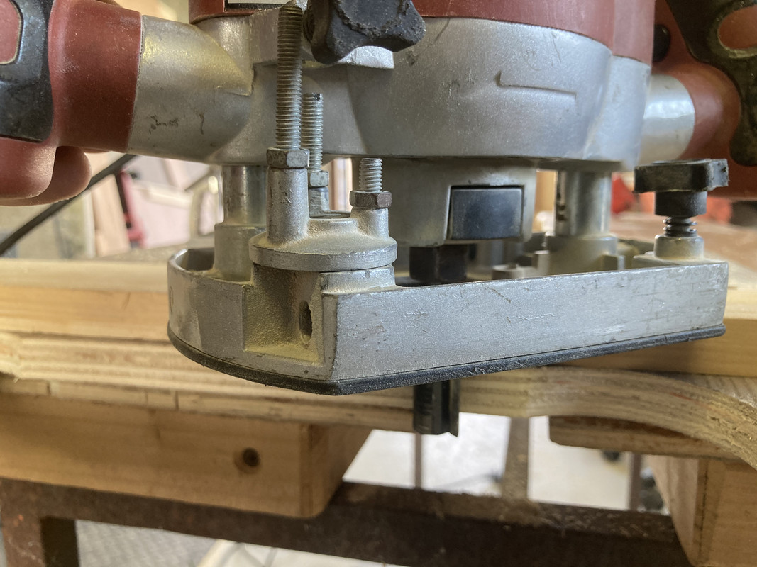 92D9F4FB-E011-4A17-A4D3-D710D0515195