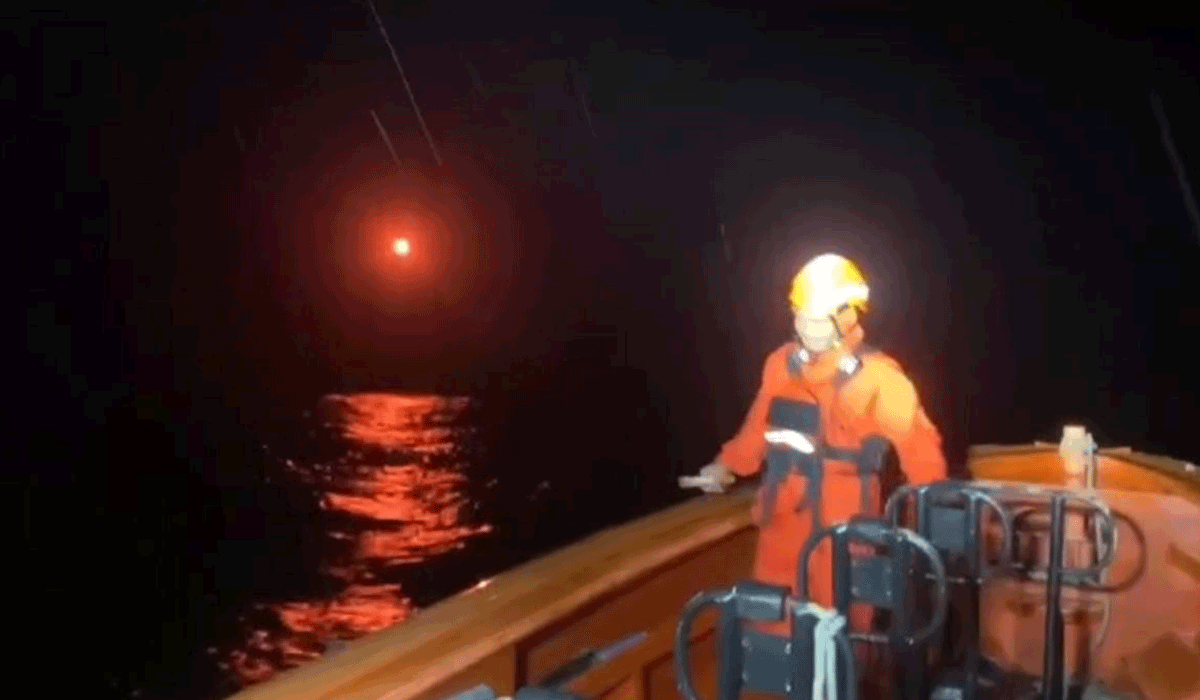 Anggota DPRD Mentawai Hilang Bersama 10 Penumpang Kapal di Laut