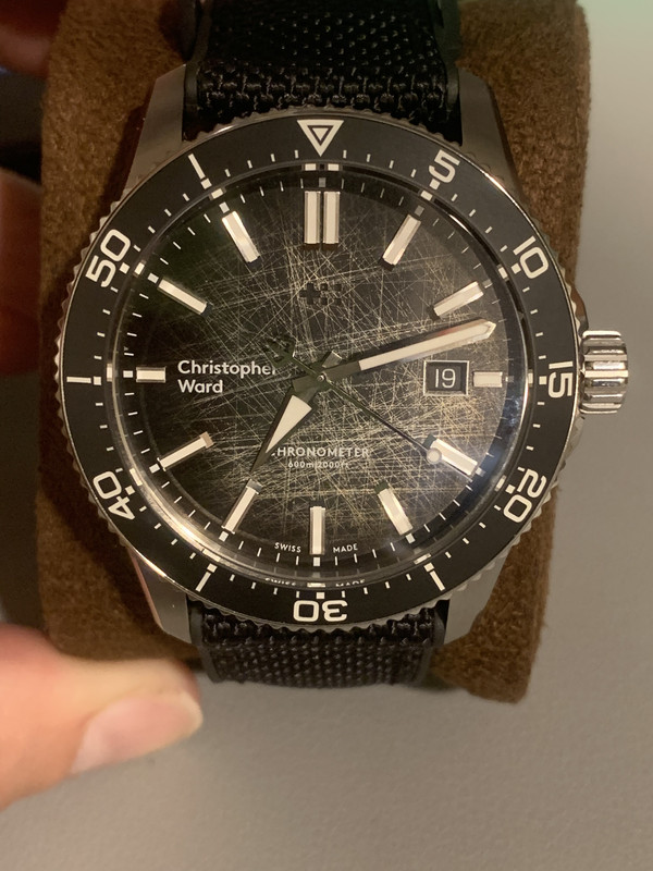 6BC396EE-A5C2-4C04-BD42-C7643B2E9150