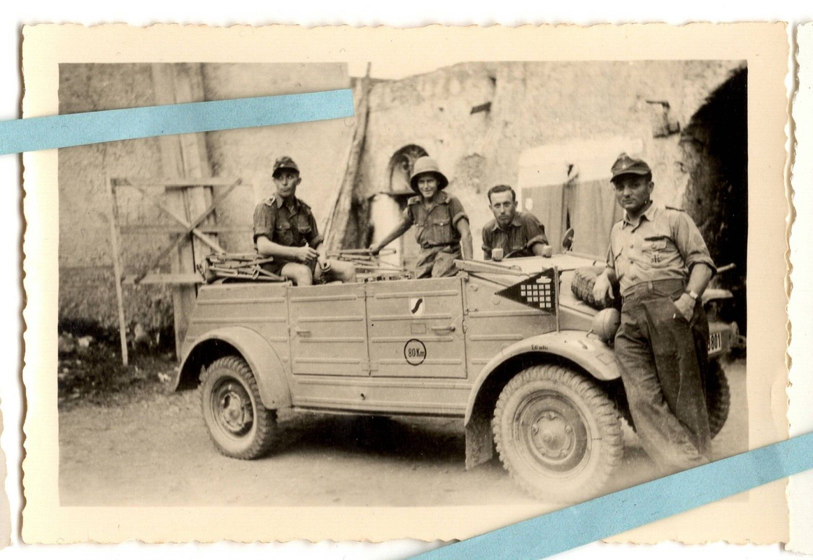 Photo 3 x Kübelwagen Typ 82, mit Abz. der 34. Infanterie Div, Conscente, 44