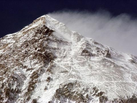 [Image: Everest3.jpg]