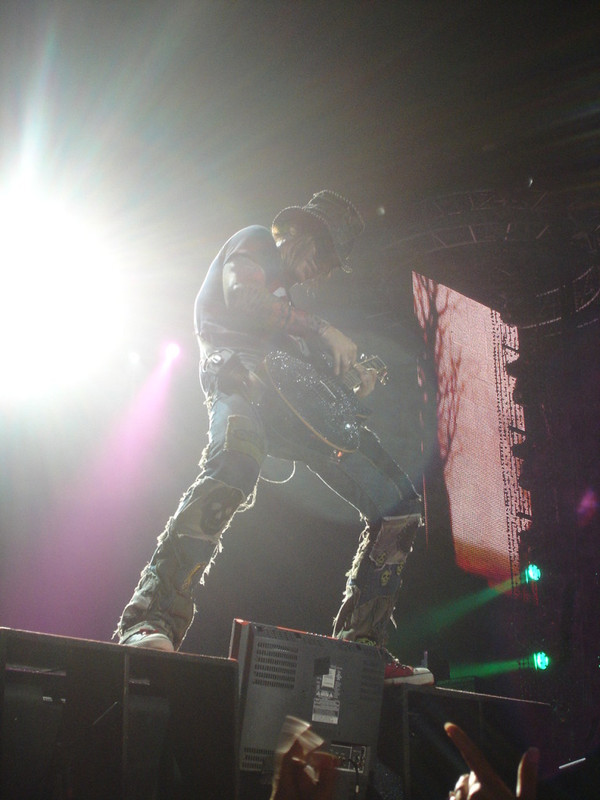 dj-ashba01.jpg