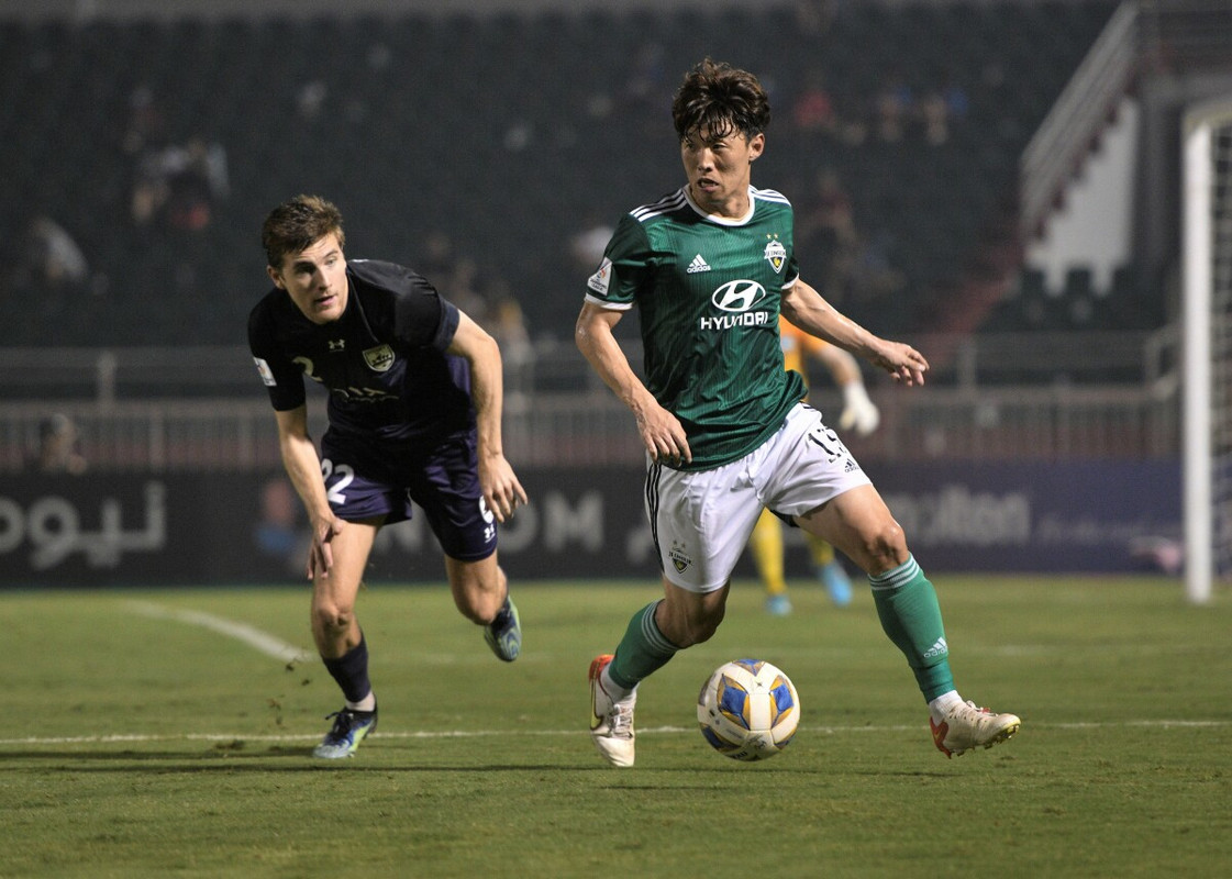 Jeonbuk Hyundai Motors vs Ulsan HD FC, 17h00 ngày 31/05