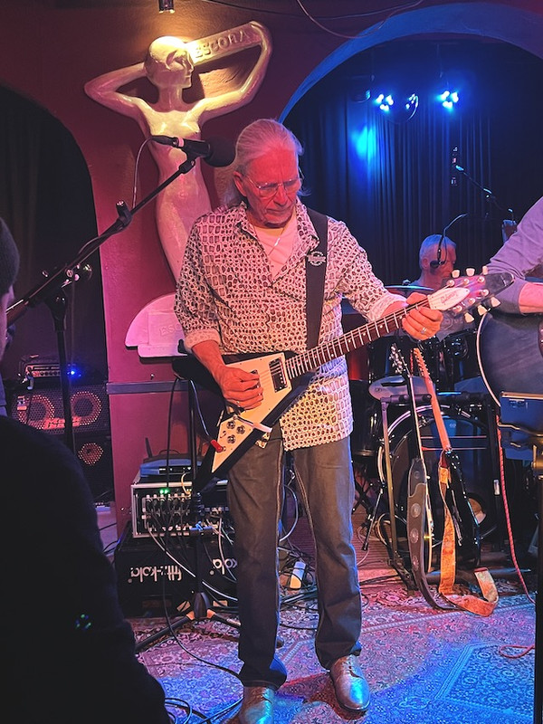 [Bild: IMG-0375.jpg]