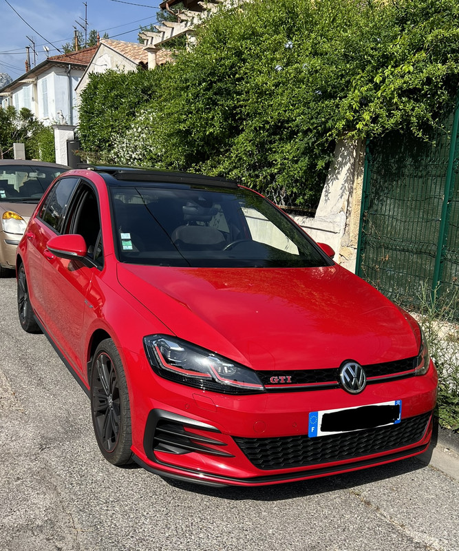 8750F391-0A37-4D03-83DE-BA073B9ED81D