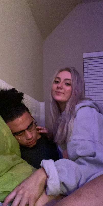 [Image: Snapchat-19320712.jpg]