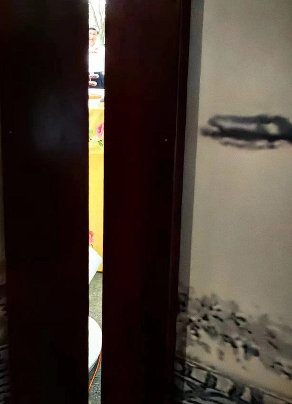 64378F24-B1F9-411D-B0C3-7498DD9B03A7