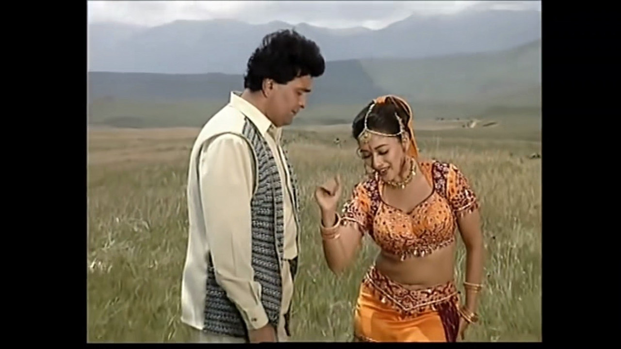Madhuri Dixit Sexiest Navel.mkv_snapshot_00.21.289