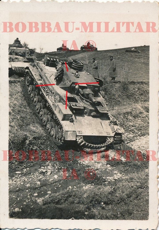 Panzerkampfwagen IV Nummer 631 Front Gelände Vormarsch