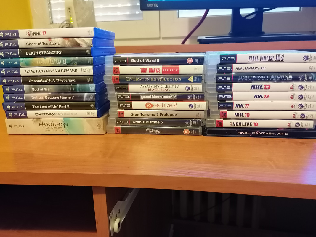 P: PS4pro, PS3, PS2 Bundle pack. P: PS4pro, PS3, PS2 Bundle pack.