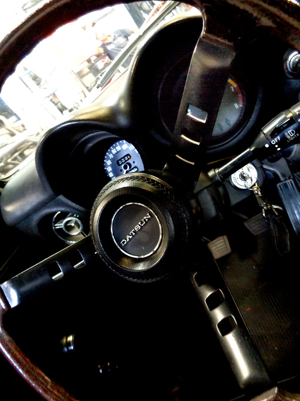 DATSUN_240Z_EA2206-8