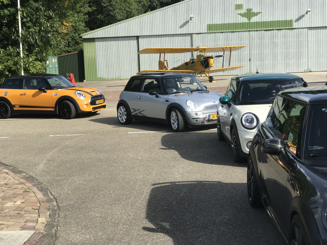 3958574F-E6D4-4E35-A1B6-323E097B7BAD