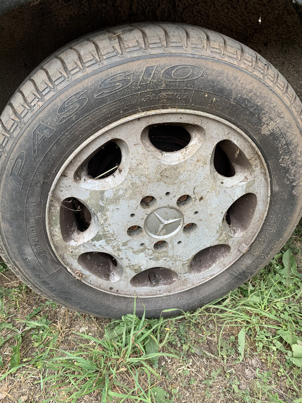 CD3406C7-BFA4-40BB-B1CA-1B1E8C8EBE8E