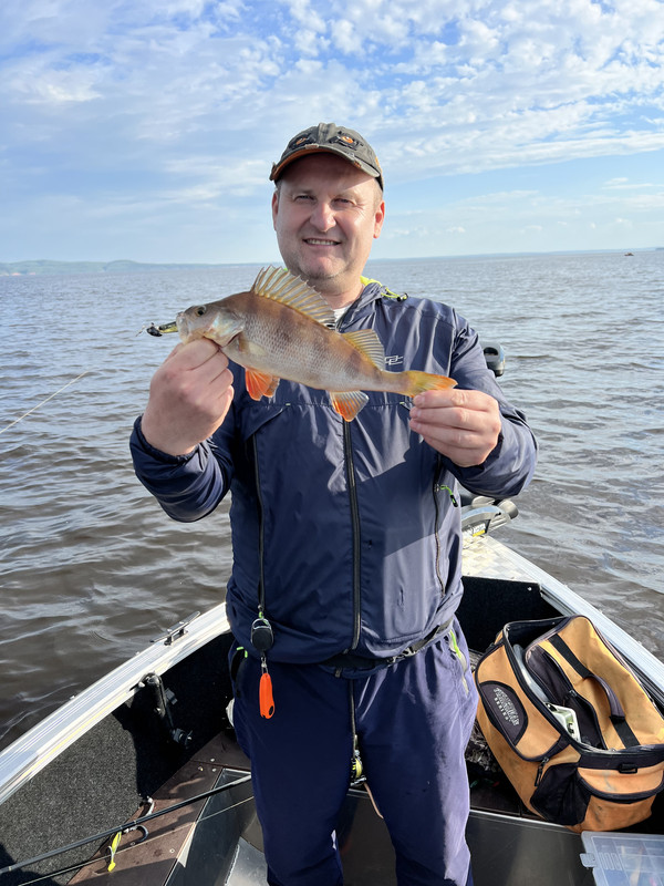 96EE9F49-60C3-4A2A-AF5E-4AC5E6DA5D16