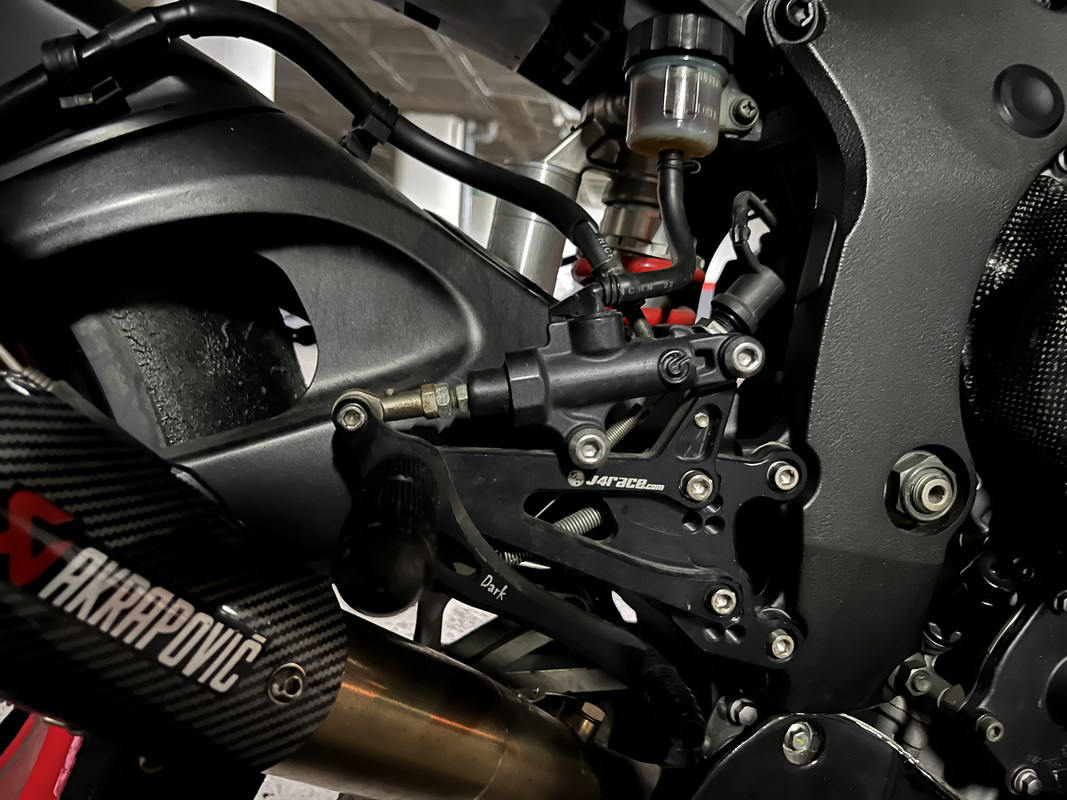 4C7631A0-B911-4FD8-9070-698935ECEC1C