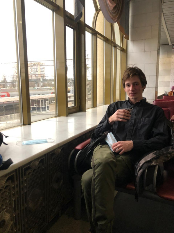 CB6947E7-6E23-4442-9791-F72A8678801A