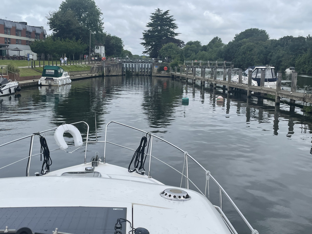 518F5B85-62EE-4F3E-AE47-9D6991D30E09