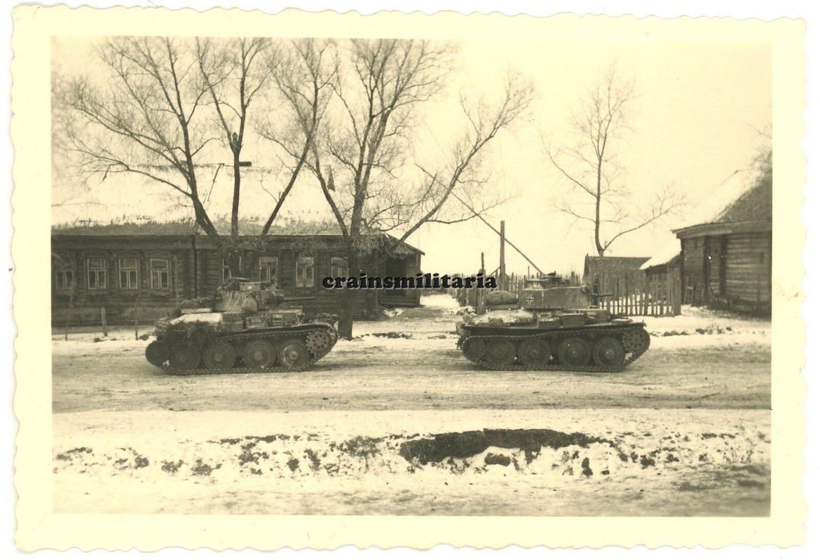 Orig. Foto Panzer 38 (t) Beute Tank mit Turm Kennung in Russland 1942