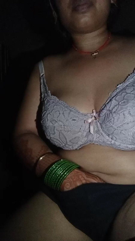 Rani ahana Tango Live.mp4_snapshot_00.15.229