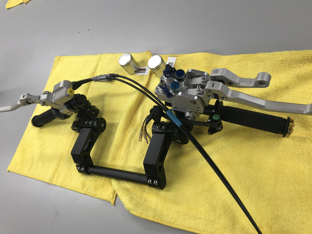 952BC65E-1B32-4118-ACC5-C3018CDB793E