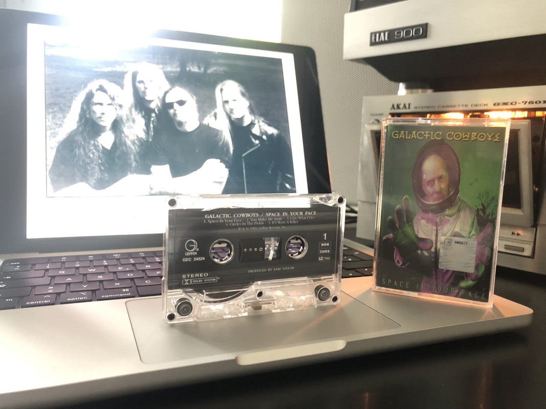 FCDCEAF4-F7F7-430C-AA78-E60B79914D0C