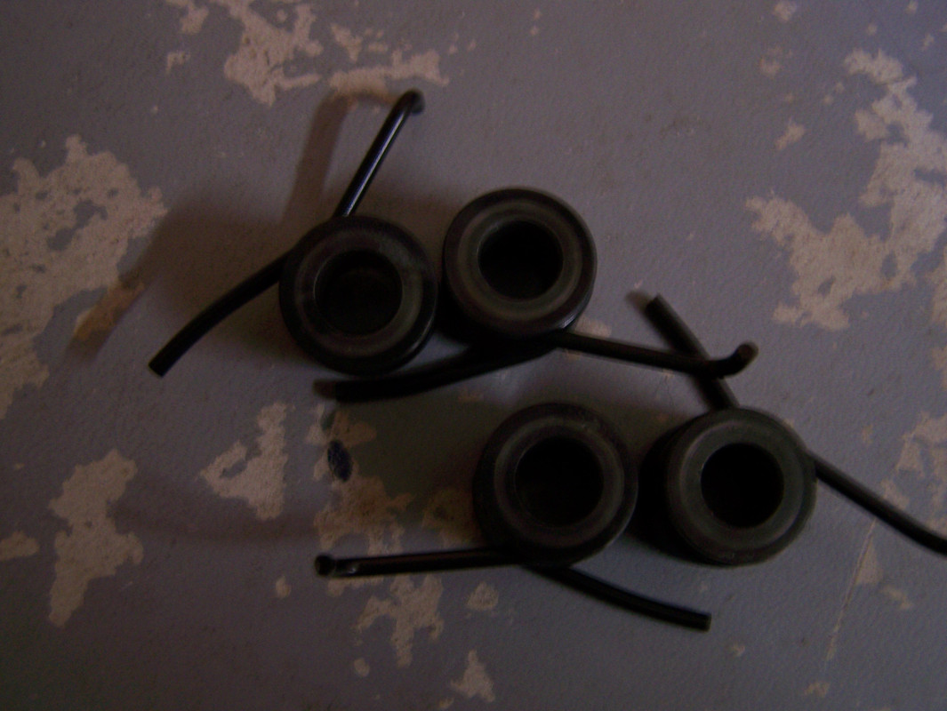 100 2423 — Postimages