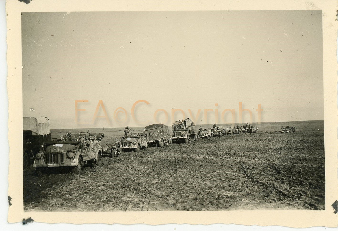 LKW Truck Camion Kübelwagen Steyr Russland Tarn Camo Foto2