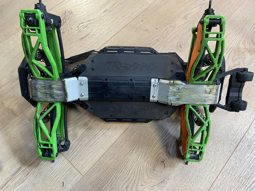 36B0106A-5095-432A-9BFF-72036F7504BD