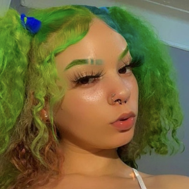 5726FB08-8F44-4EC9-B07B-E54E65125F25