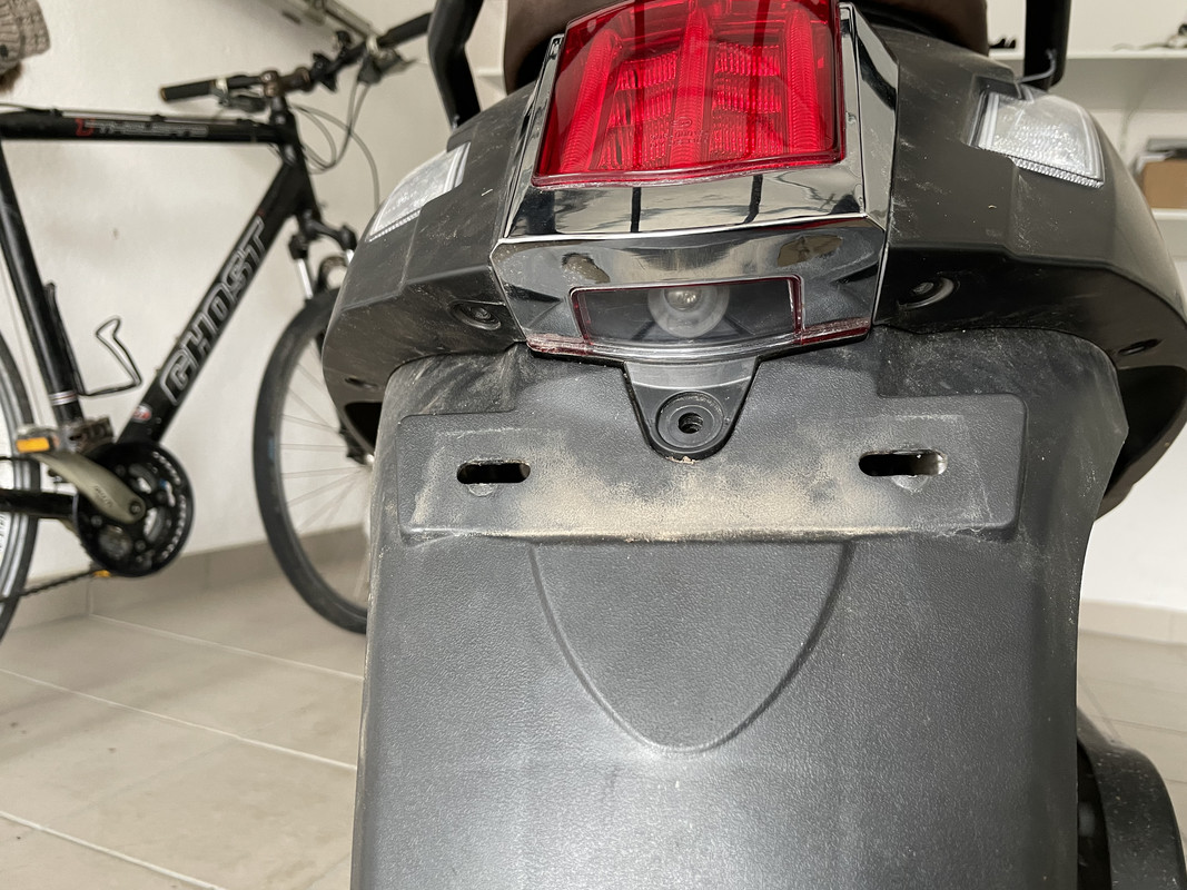 8C51C67E-D38F-4D40-AC40-78156A24DC98