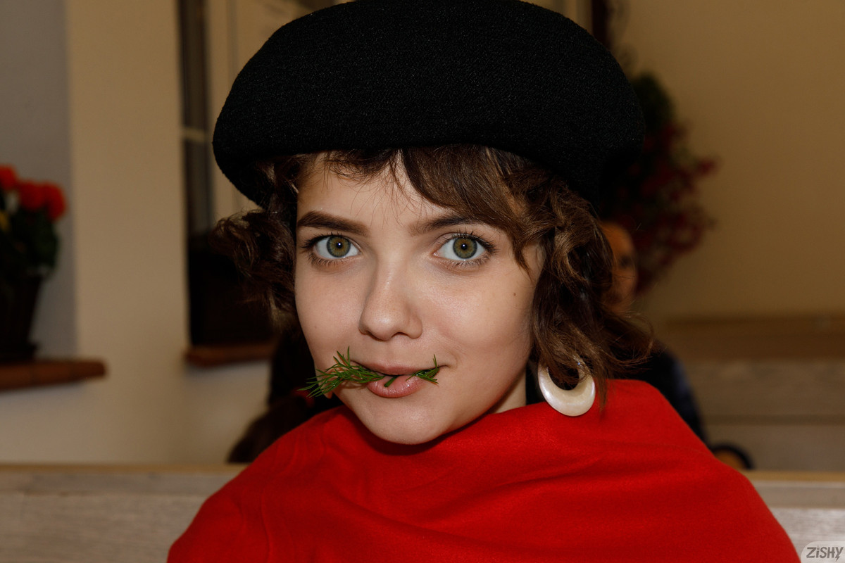 full_049_1705218090141004