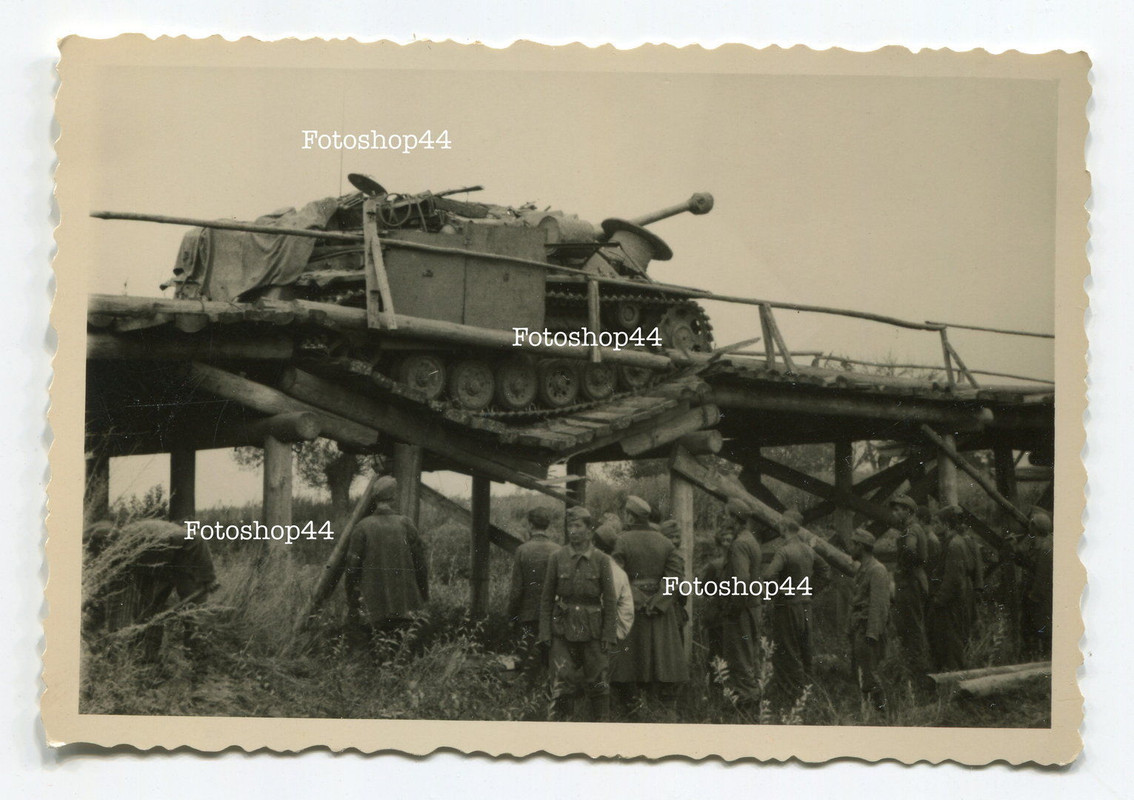 Foto Sturmgeschütz Langrohr Seitenschürze Stug. 