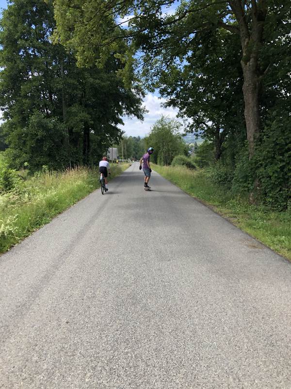 7DE32C27-788F-45E2-B88D-09E39DFCE720