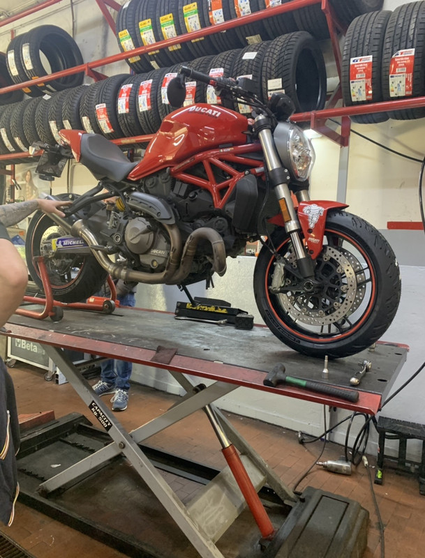 15F5B4C7-E37E-4CBD-9FF0-8E5B1DC151F8