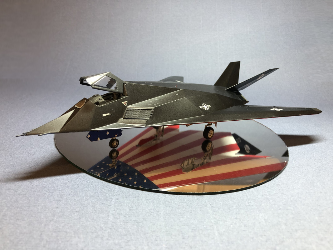 Italeri F-117 1/72 - Déco US FLAG IMG-0858