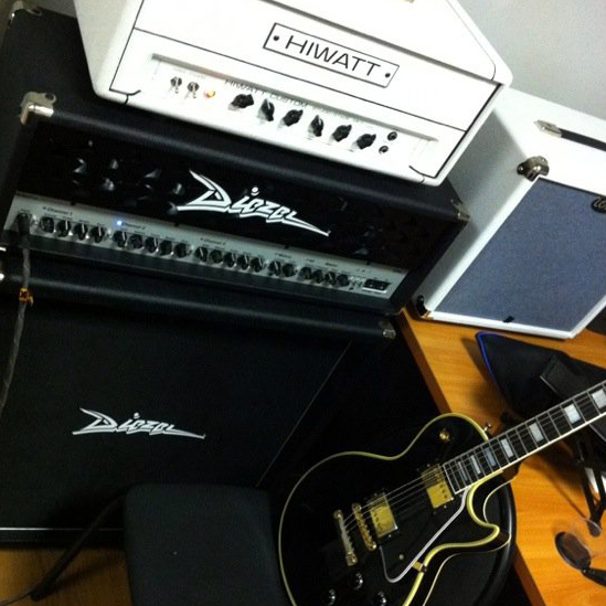 200534_200791603278266_100000422820551_663635_60