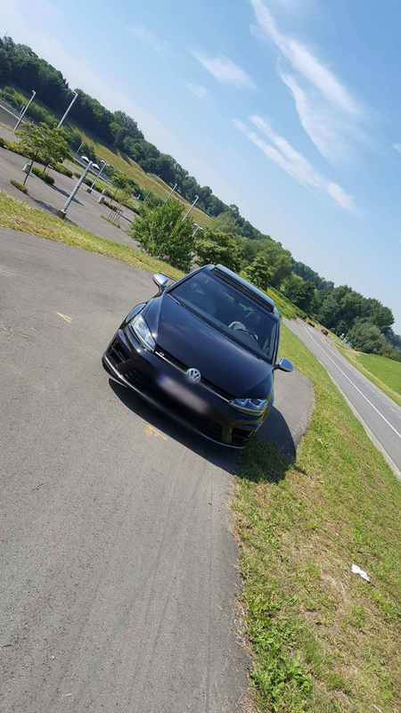 sketch-1499764378118