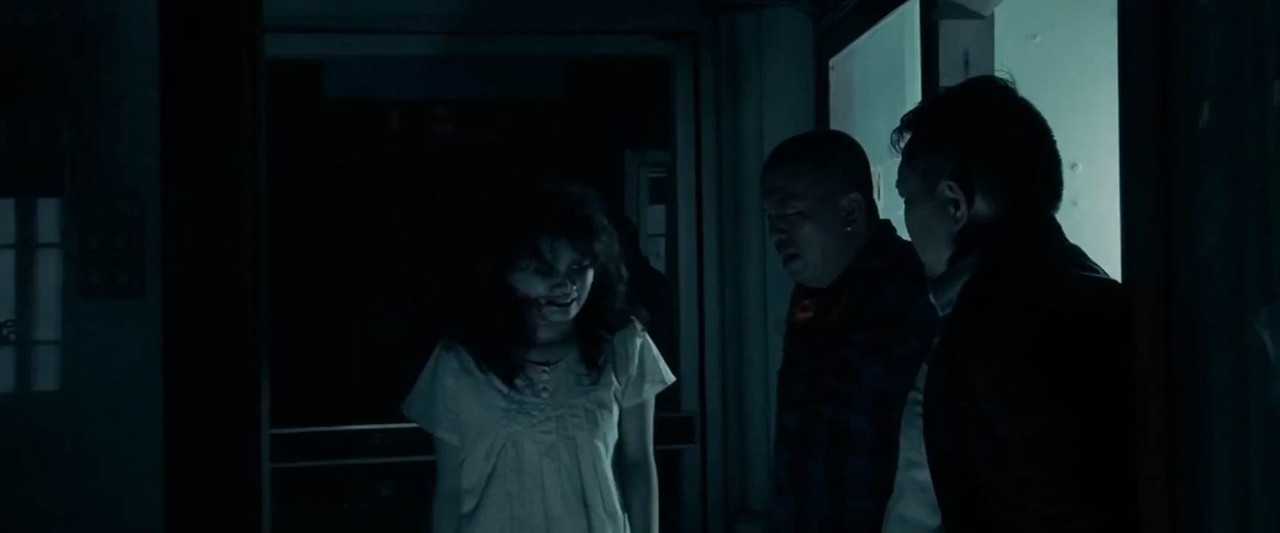 Ghost Day 2012 WebRip [Hindi + Tamil + Telugu + Thai] 480p, 720p Screenshot