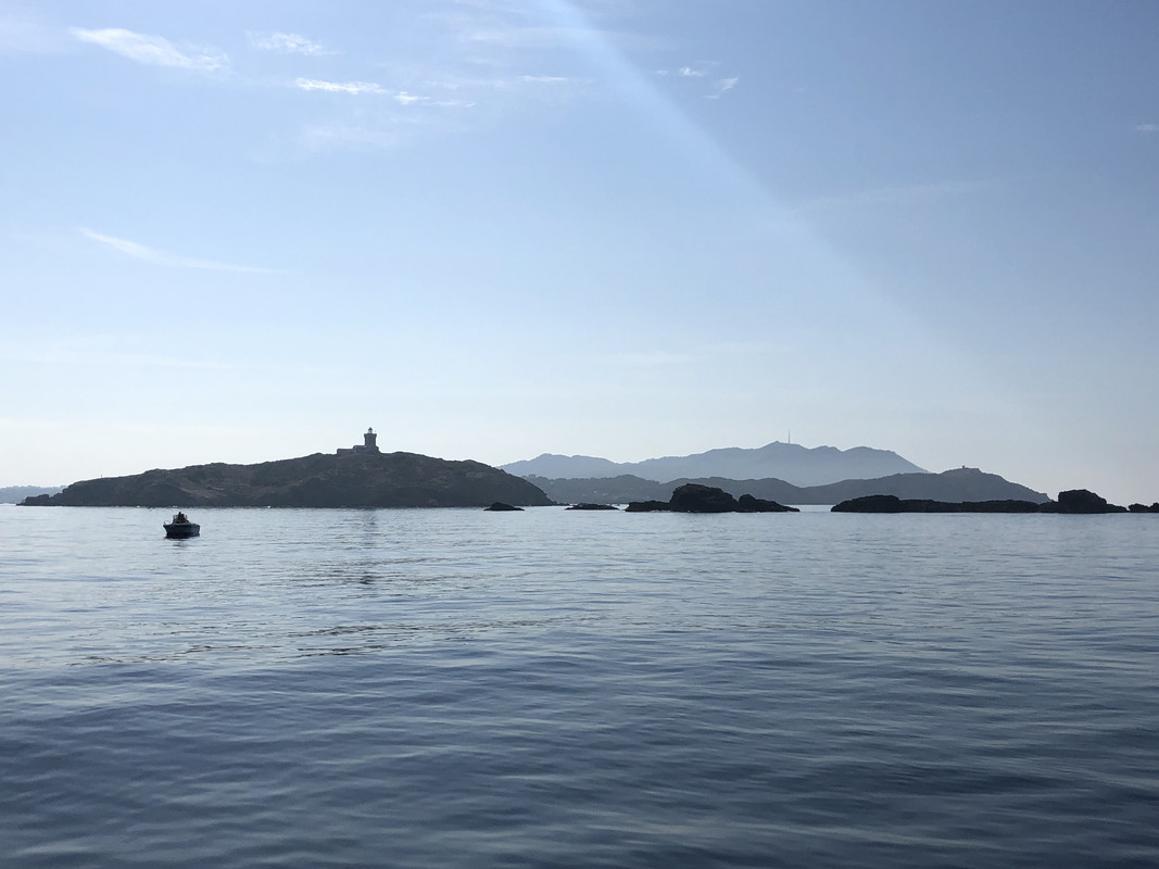 F8766357-B86F-4794-99FA-13B2E3EC1595