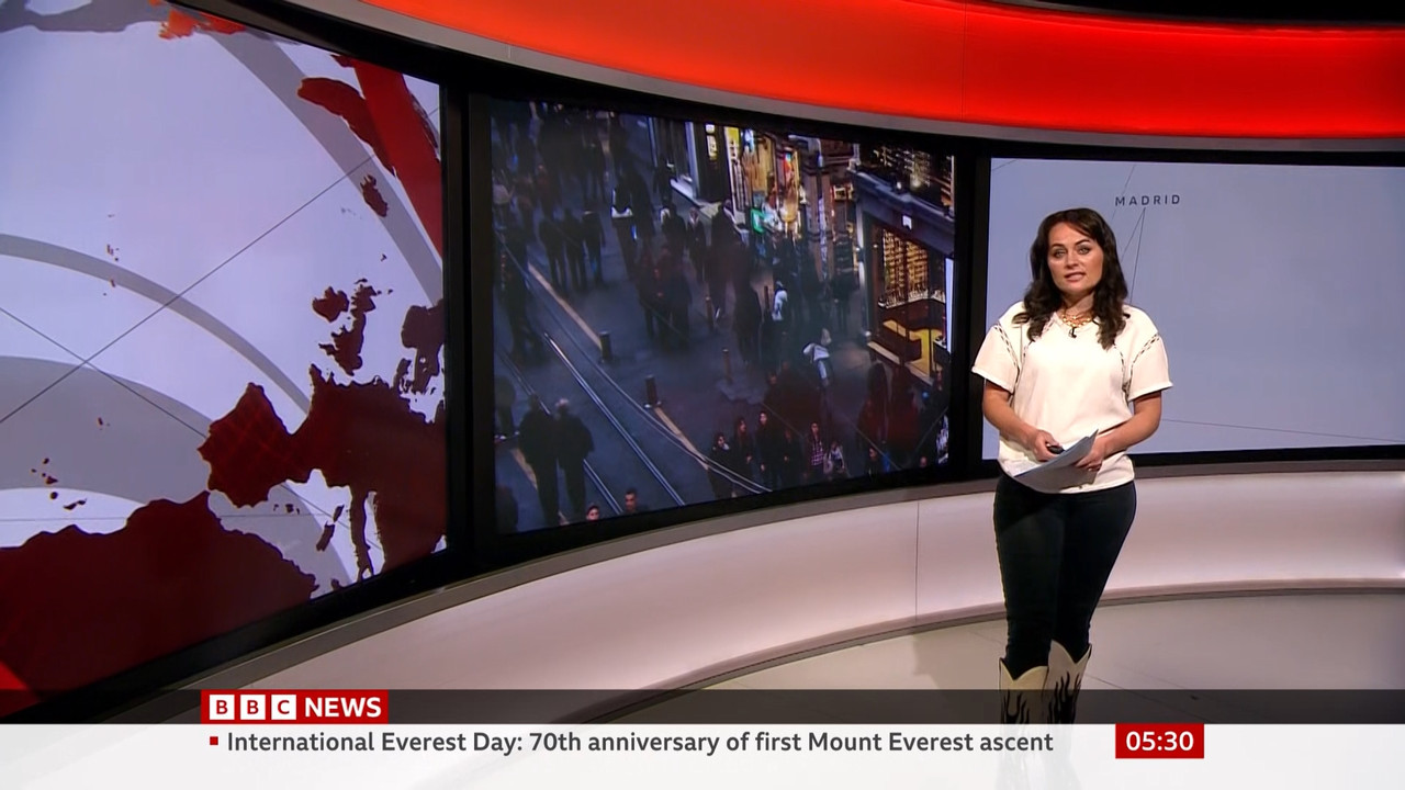 BBC News Valentine_20230529_05000600.ts_snapshot_00.32.01.428